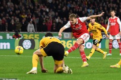 英超21世纪最佳阵容公布！萨拉赫范戴克阿圭罗均落选！沃克入选